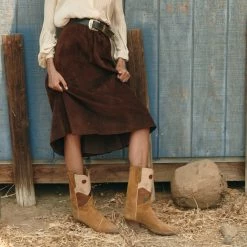 Women's White Sands :: Cognac -Lucchese shop DSC0419 square2