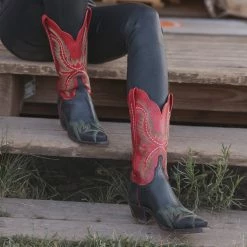 Tilly :: Black -Lucchese shop Telluride 454
